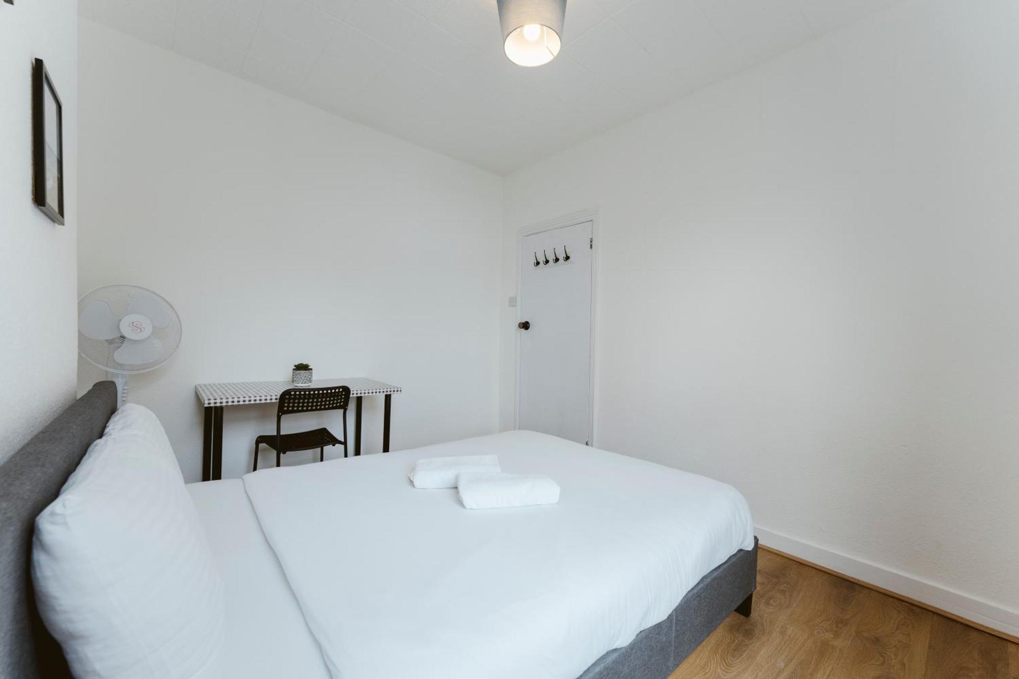 Manor House Great Rooms To Stay Londra Exterior foto